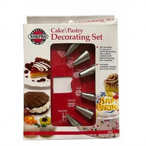 Cake decorating / icing tips